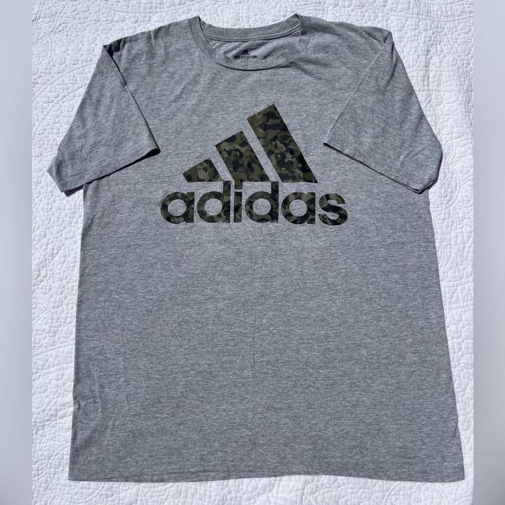 camo Adidas short sleeve top